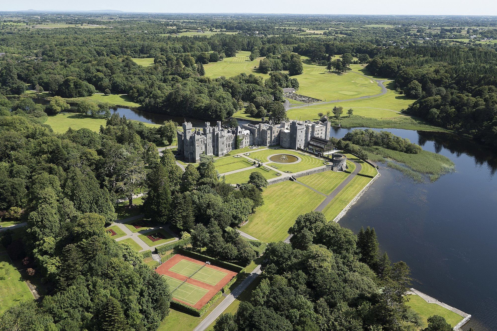 קונג The Lodge At Ashford Castle מראה חיצוני תמונה